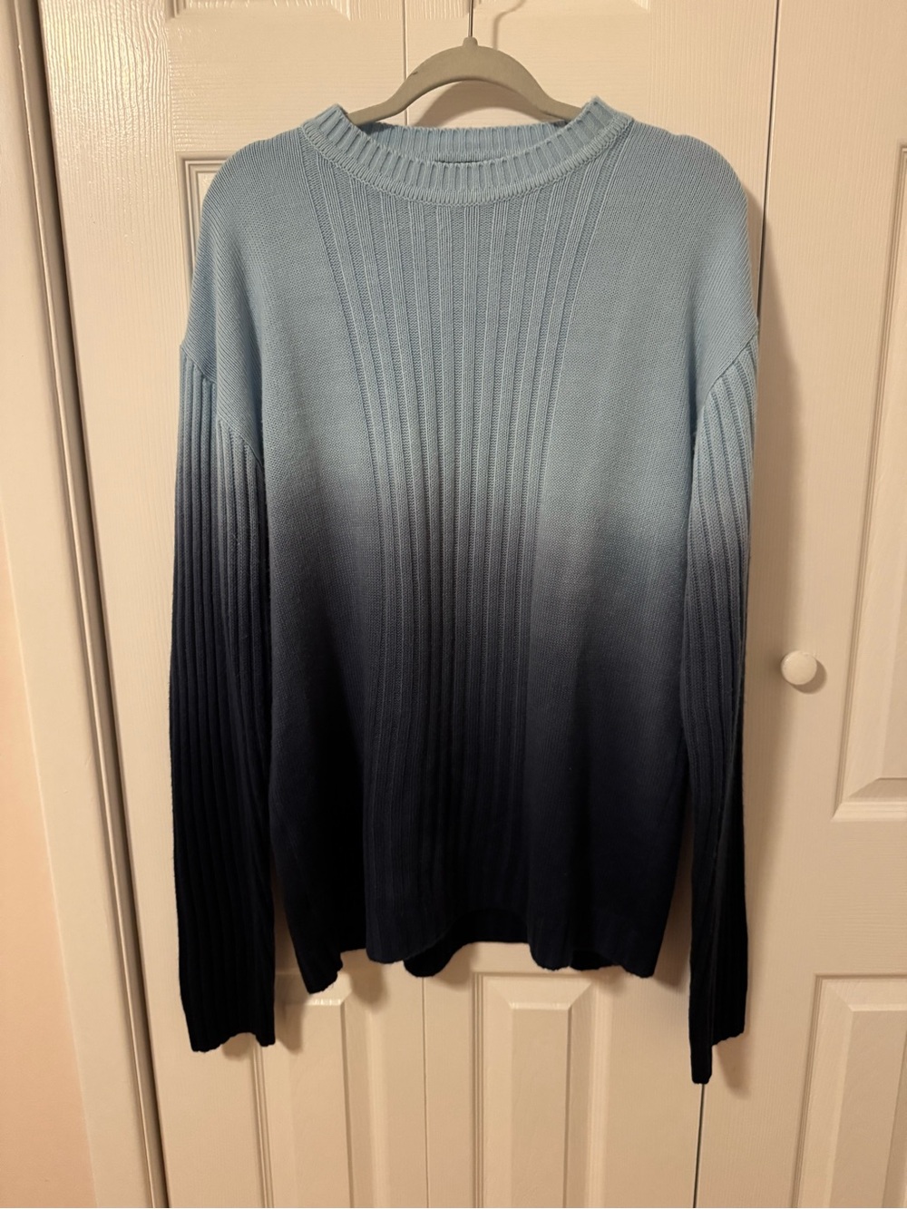 Vintage Ultra Bay by KBE Blue Ombré Gradient Ribbed Knit Crewneck Sweater Size M